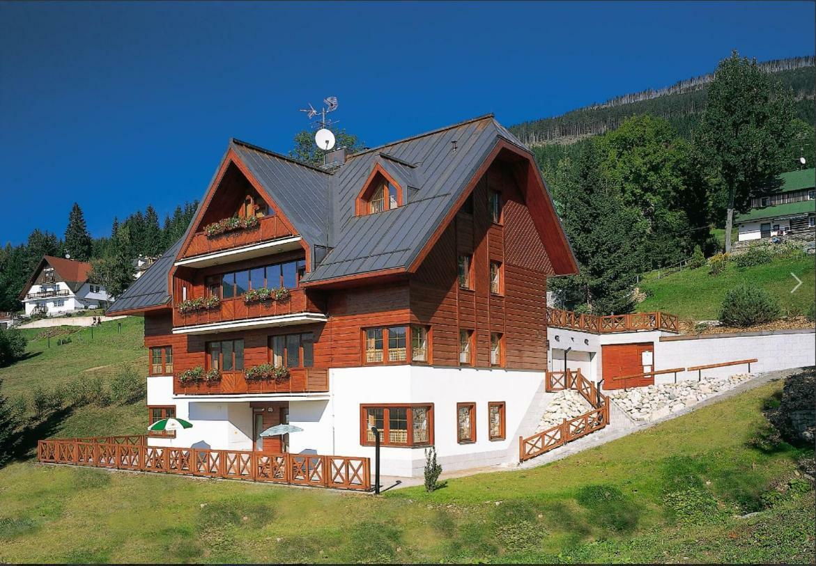 PENSION KUBU Apartment 3 samostatný byt s kuchyní Špindlerŭv Mlýn Exterior foto